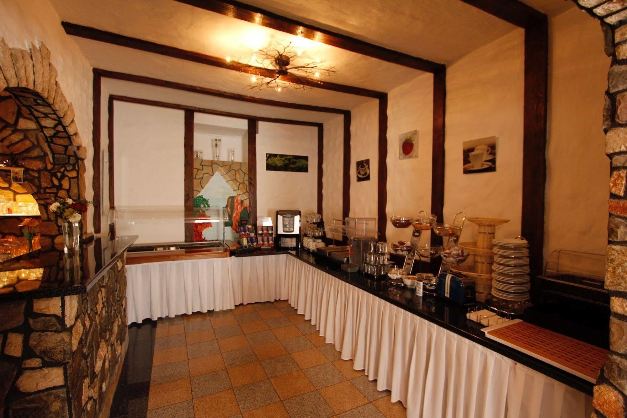 Hotel Rhein-Mosel-View Urbar  Exterior photo